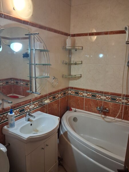 Grivitei, 1 Mai, Gara de Nord