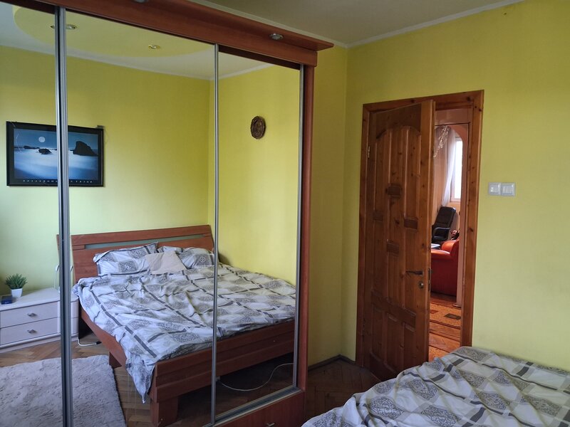 Grivitei, 1 Mai, Gara de Nord