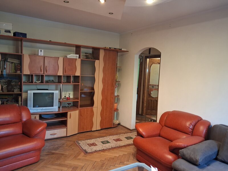 Grivitei, 1 Mai, Gara de Nord